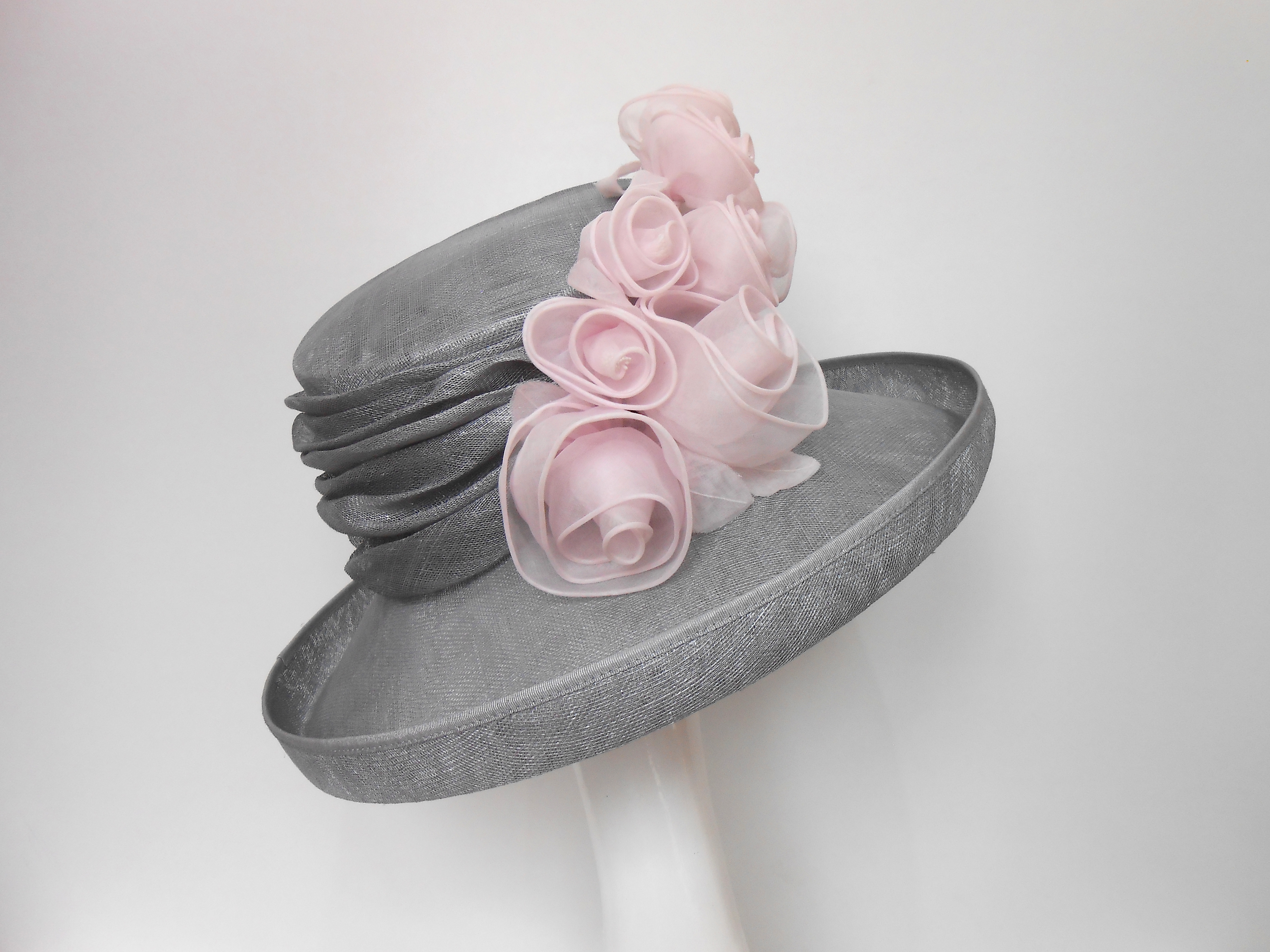 Silver Sinamay Hat with Silk Flower Trim | Races Hats, Wedding Hat
